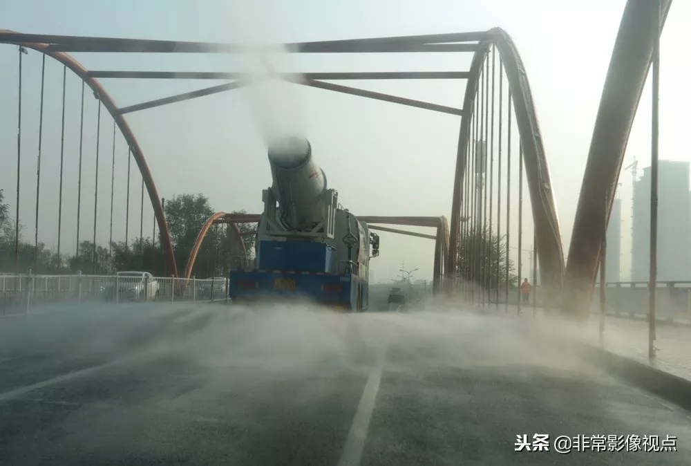 “抑塵神器”入駐安徽某城區(qū)，晝夜在路上除污染